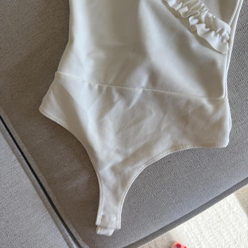 White Ruffled Bodysuit - Picture 2 of 9